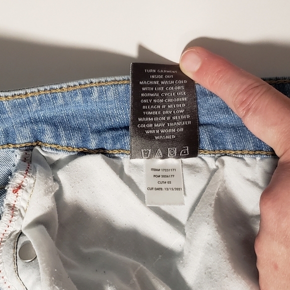 Torrid Boyfriend Straight 5-Pocket Jeans Size 30 R - Picture 4 of 8